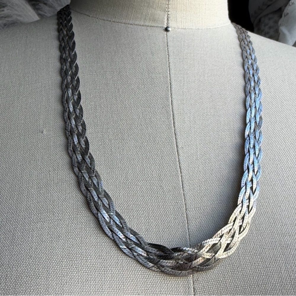 ISC ITALY 925 |Vintage| Sterling Silver Lightweight Braided Herringbone Necklace - Picture 1 of 14